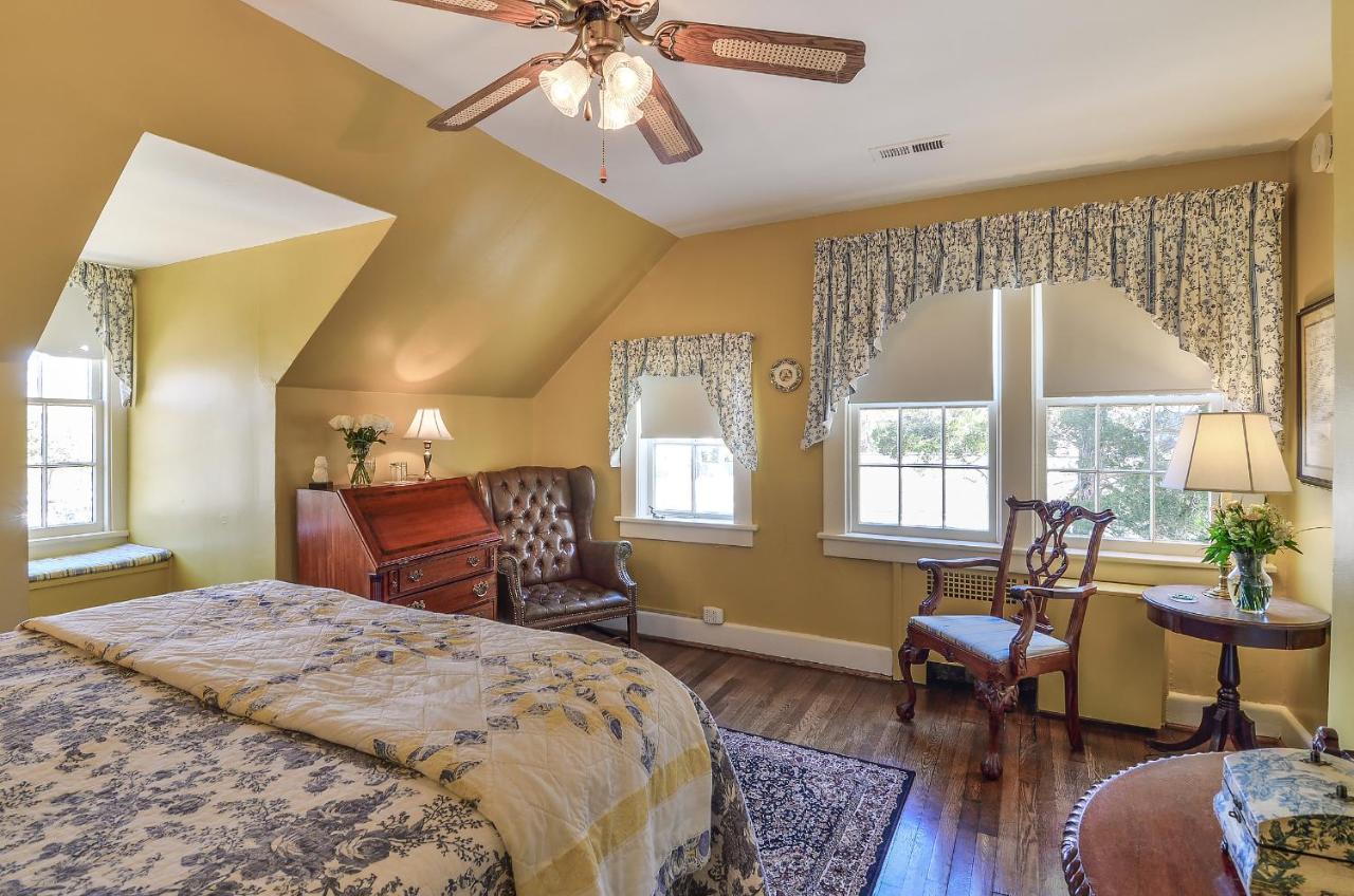 Cedars Of Williamsburg Bed & Breakfast Luaran gambar