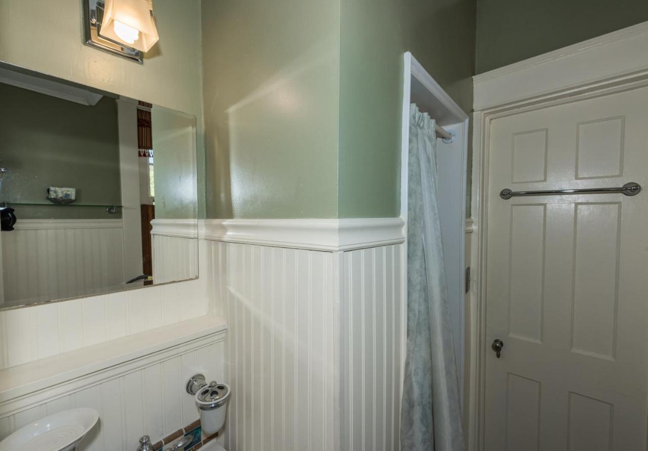 Cedars Of Williamsburg Bed & Breakfast Luaran gambar